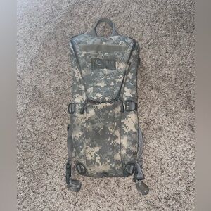 Camelbak Maximum Gear Thermobak3L ACU Digital Camo Outdoor Camping